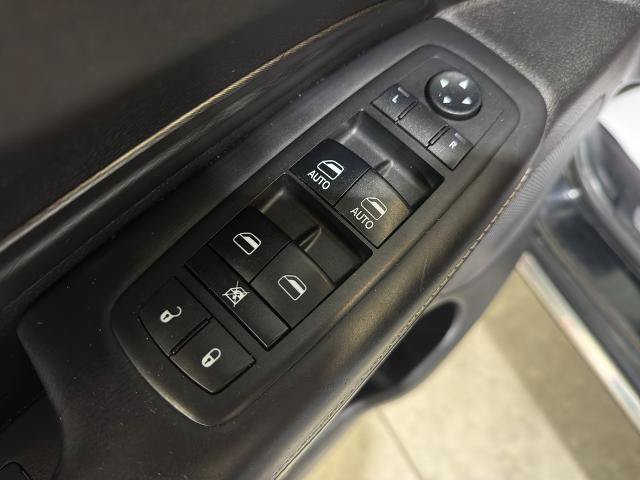 Used 2018 Dodge Durango Citadel w/ Technology Group AWD/4WD image 12