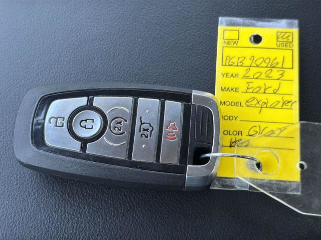 Certified 2023 Ford Explorer XLT w/ Equipment Group 202A AWD/4WD image 35