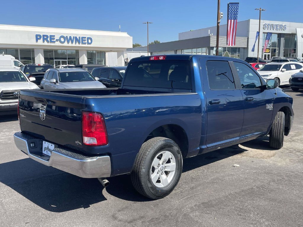 Used 2021 RAM 1500 Classic SLT RWD image 3