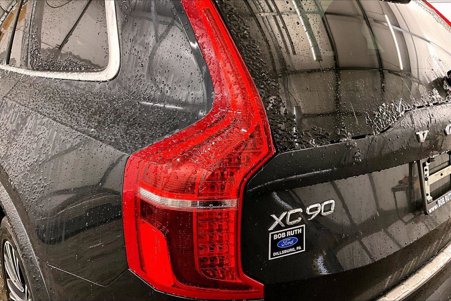 Used 2022 Volvo XC90 T6 Momentum w/ Advanced Package image 28