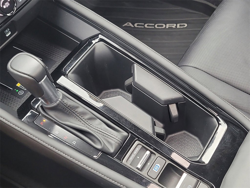 Used 2024 Honda Accord Touring image 25