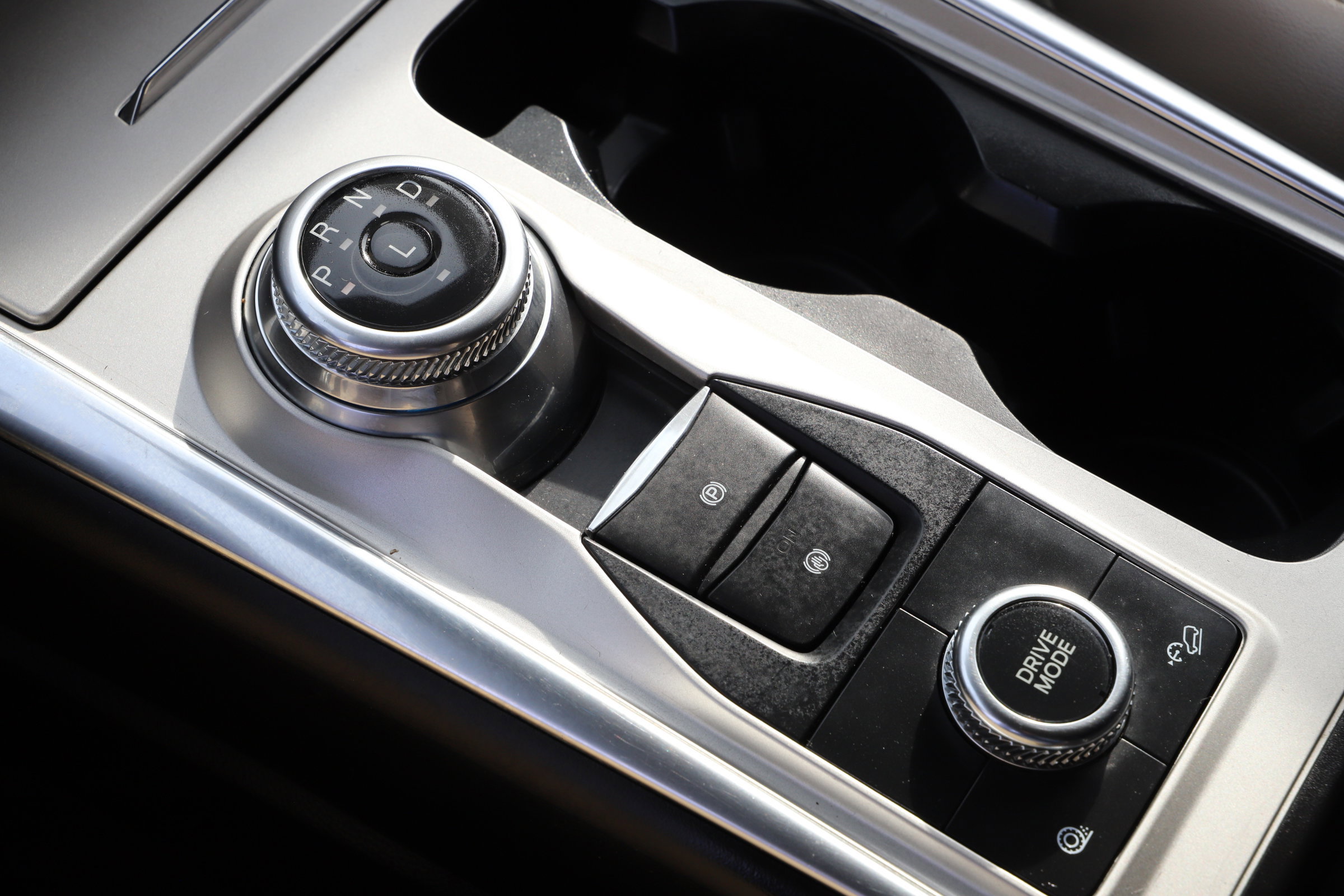 Certified 2023 Ford Explorer XLT w/ Equipment Group 202A image 30