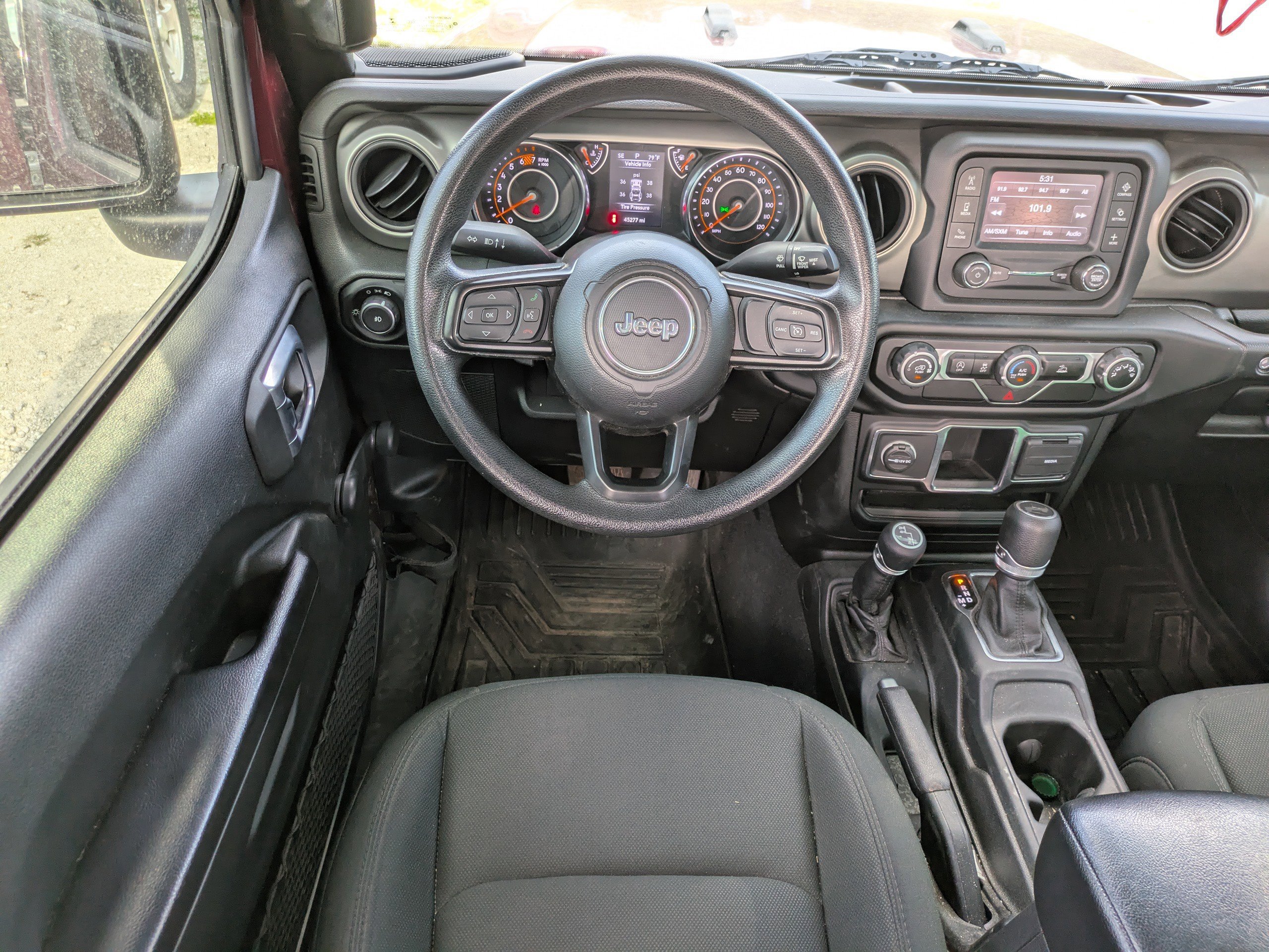 Used 2021 Jeep Wrangler Unlimited Sport AWD/4WD image 15