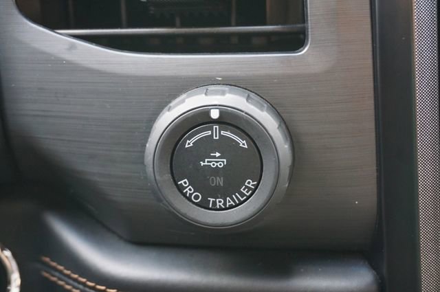 Certified 2023 Ford Expedition Platinum AWD/4WD image 12