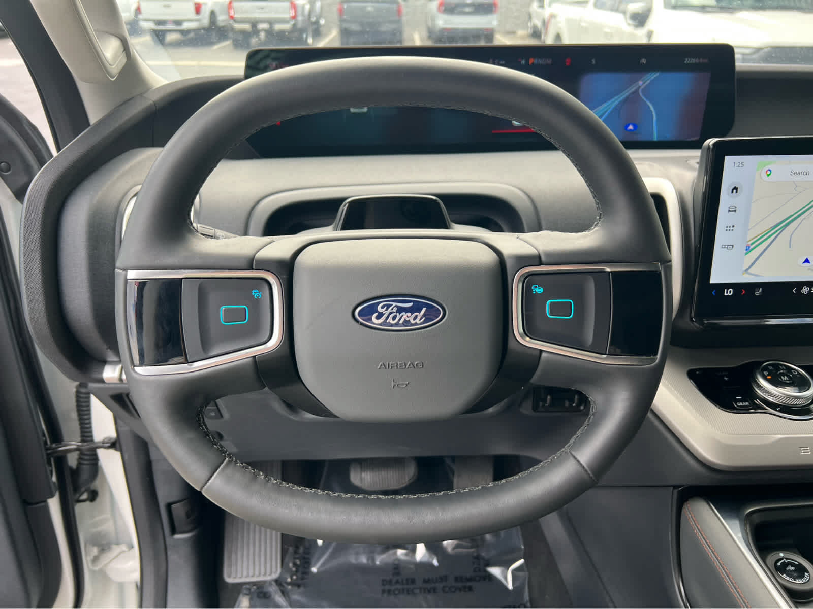 Certified 2025 Ford Expedition Active AWD/4WD image 36