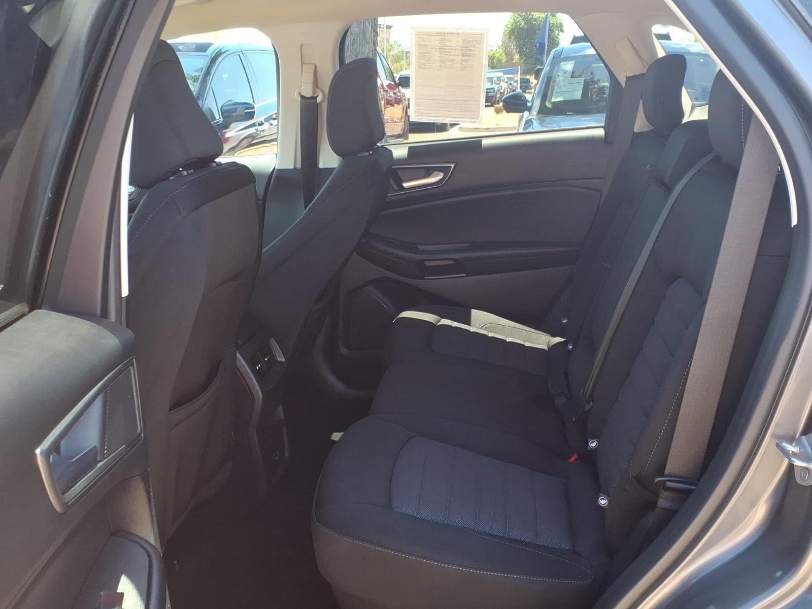 Certified 2022 Ford Edge SE w/ Black Appearance Package AWD/4WD image 17