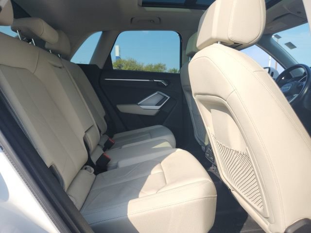 Used 2022 Audi Q3 2.0T Premium w/ Convenience Package AWD/4WD image 20