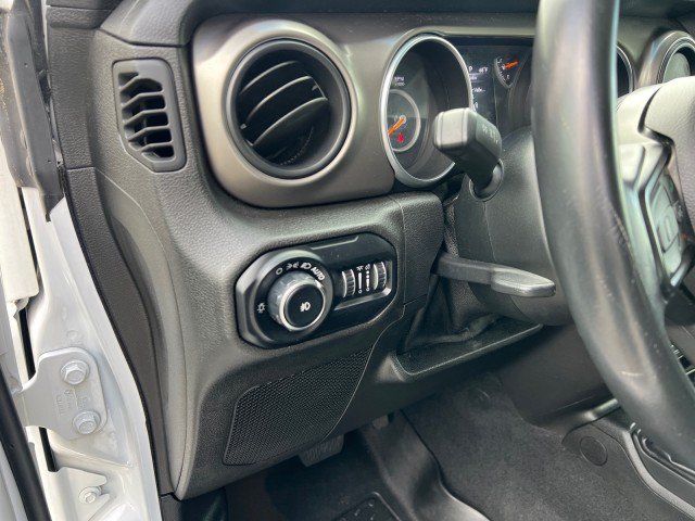 Used 2018 Jeep Wrangler Unlimited Sport S AWD/4WD image 12