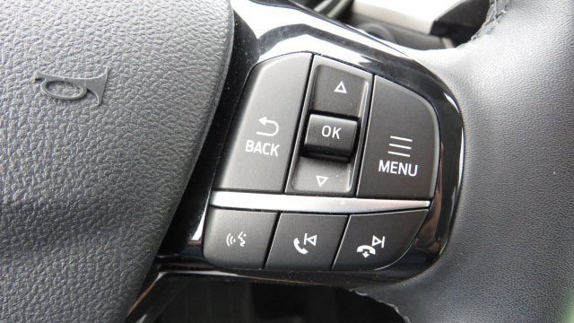 Certified 2022 Ford Escape SE w/ SE Sport Appearance Package image 22