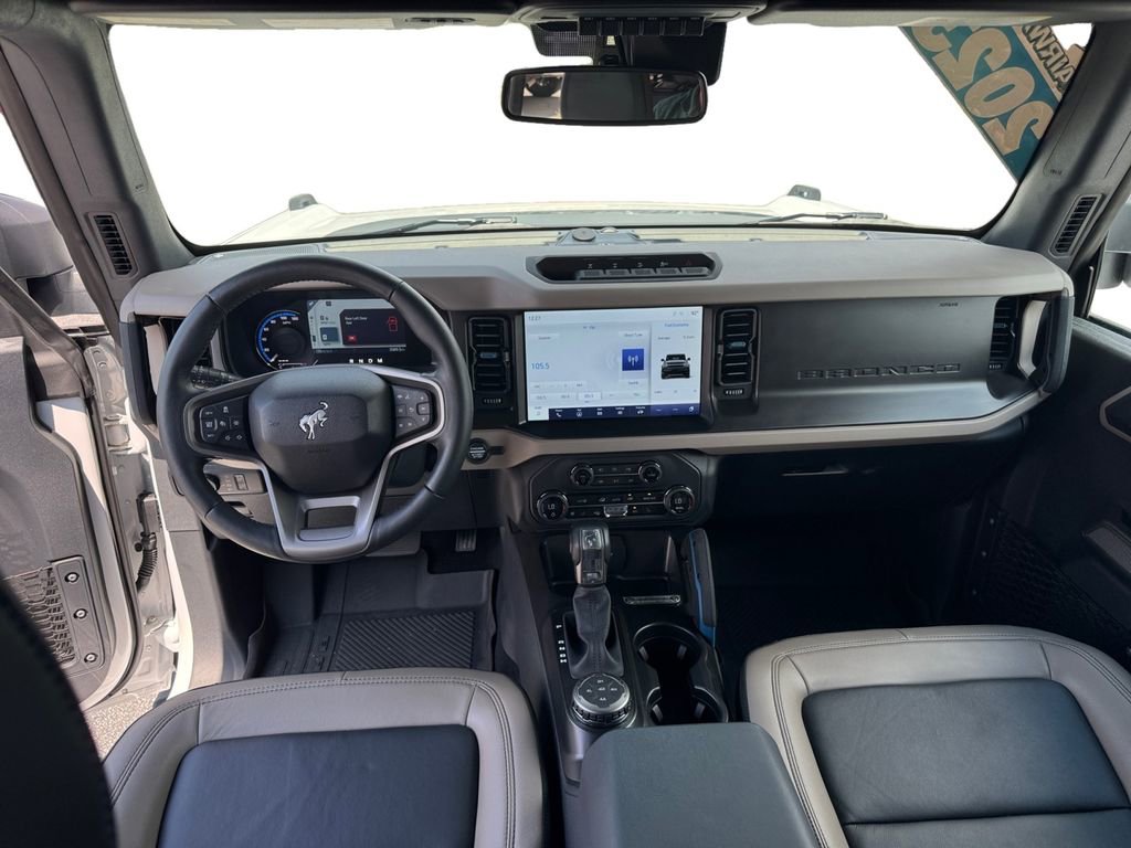 Certified 2023 Ford Bronco Wildtrak image 12