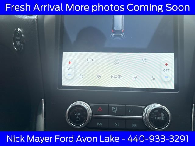 Certified 2024 Ford Edge Titanium w/ Equipment Group 301A image 20