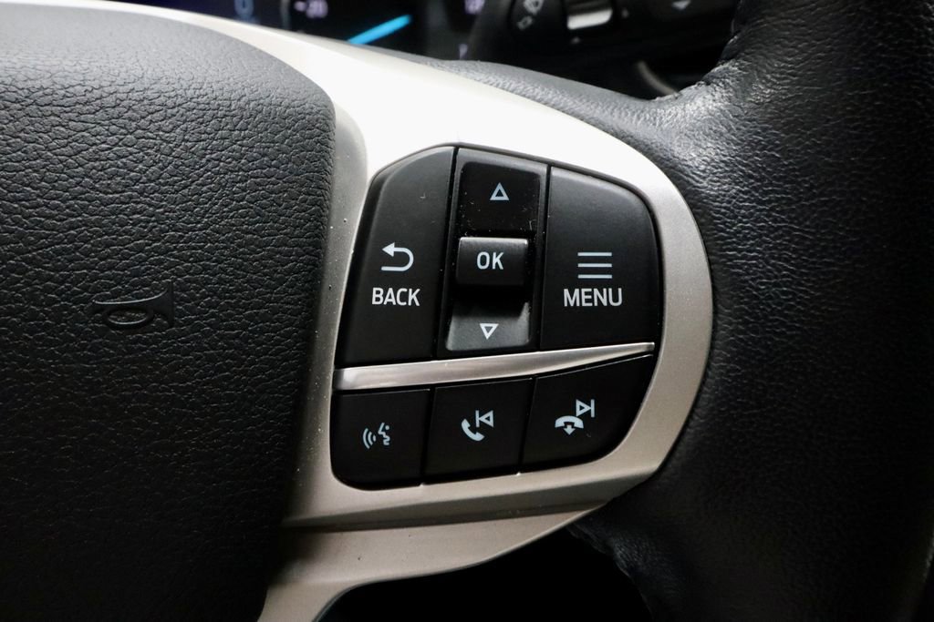 Certified 2021 Ford Explorer Limited w/ Equipment Group 301A image 30