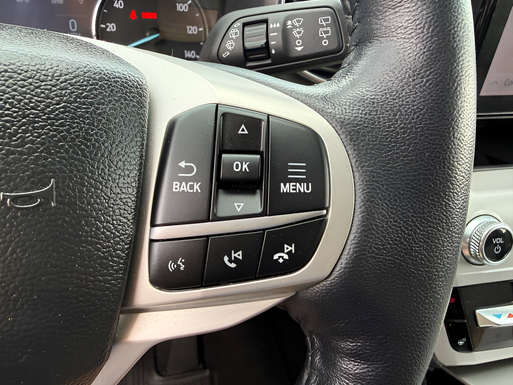 Certified 2023 Ford Explorer XLT w/ Equipment Group 202A AWD/4WD image 22
