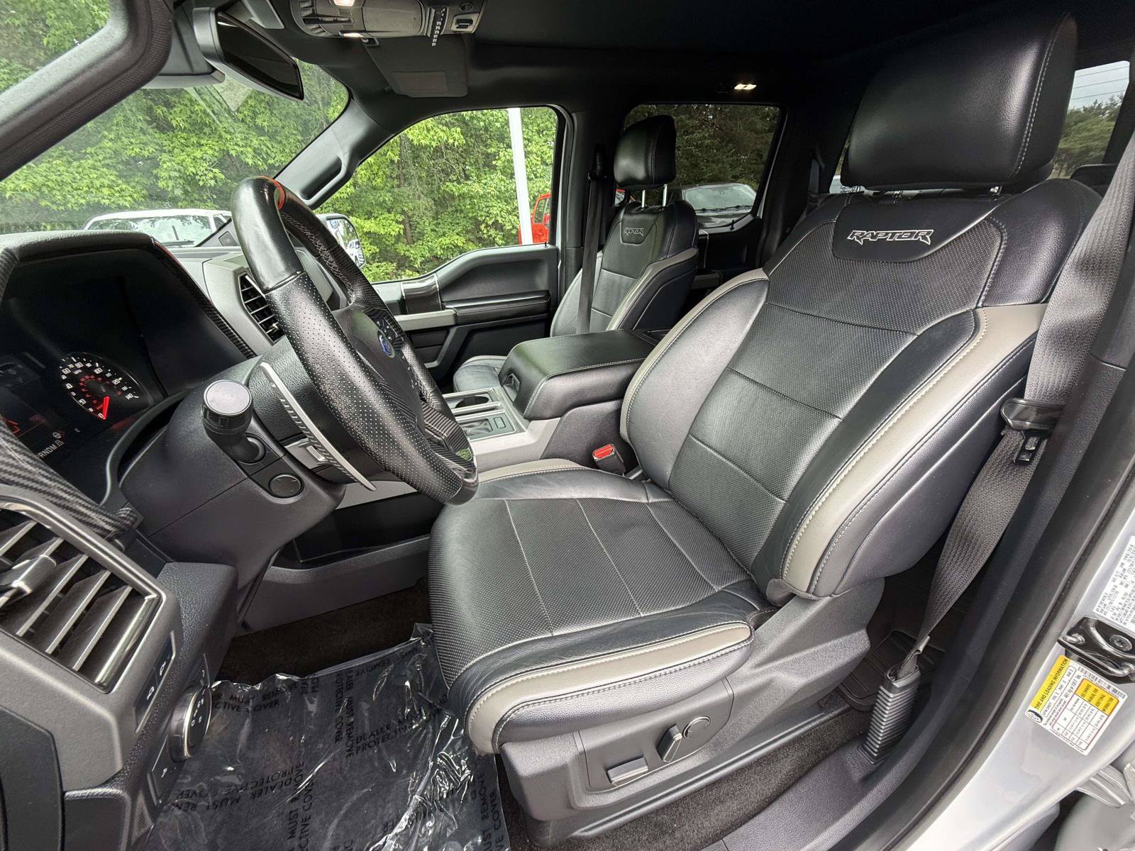 Certified 2017 Ford F150 Raptor w/ Equipment Group 802A Luxury AWD/4WD image 25