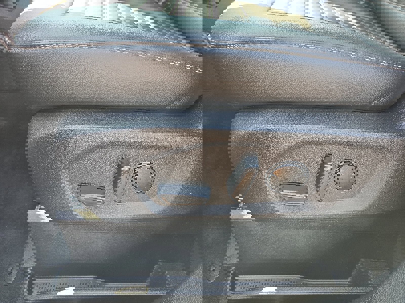 Certified 2023 Ford Edge SEL w/ Convenience Package image 12