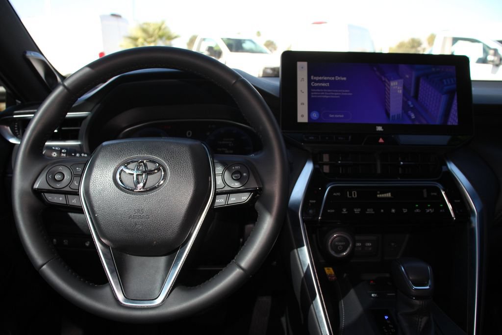 Used 2024 Toyota Venza Limited AWD/4WD image 17