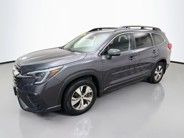 Used 2023 Subaru Ascent Premium w/ Convenience Package AWD/4WD image 3