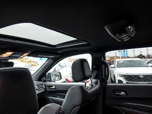 Used 2025 Dodge Durango R/T AWD/4WD image 16
