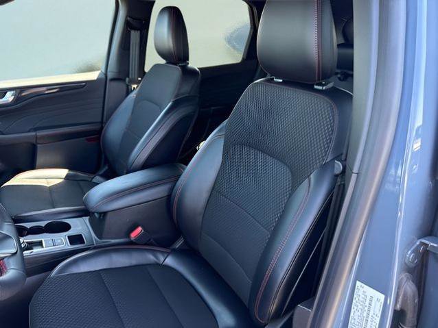 Certified 2024 Ford Escape ST-Line w/ Tech Pack #1 FWD image 19