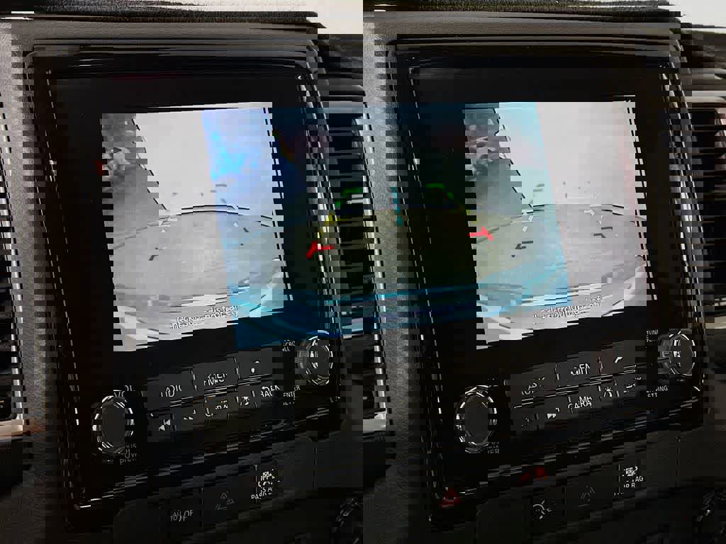 Used 2024 Nissan Frontier SV w/ Technology Package image 25