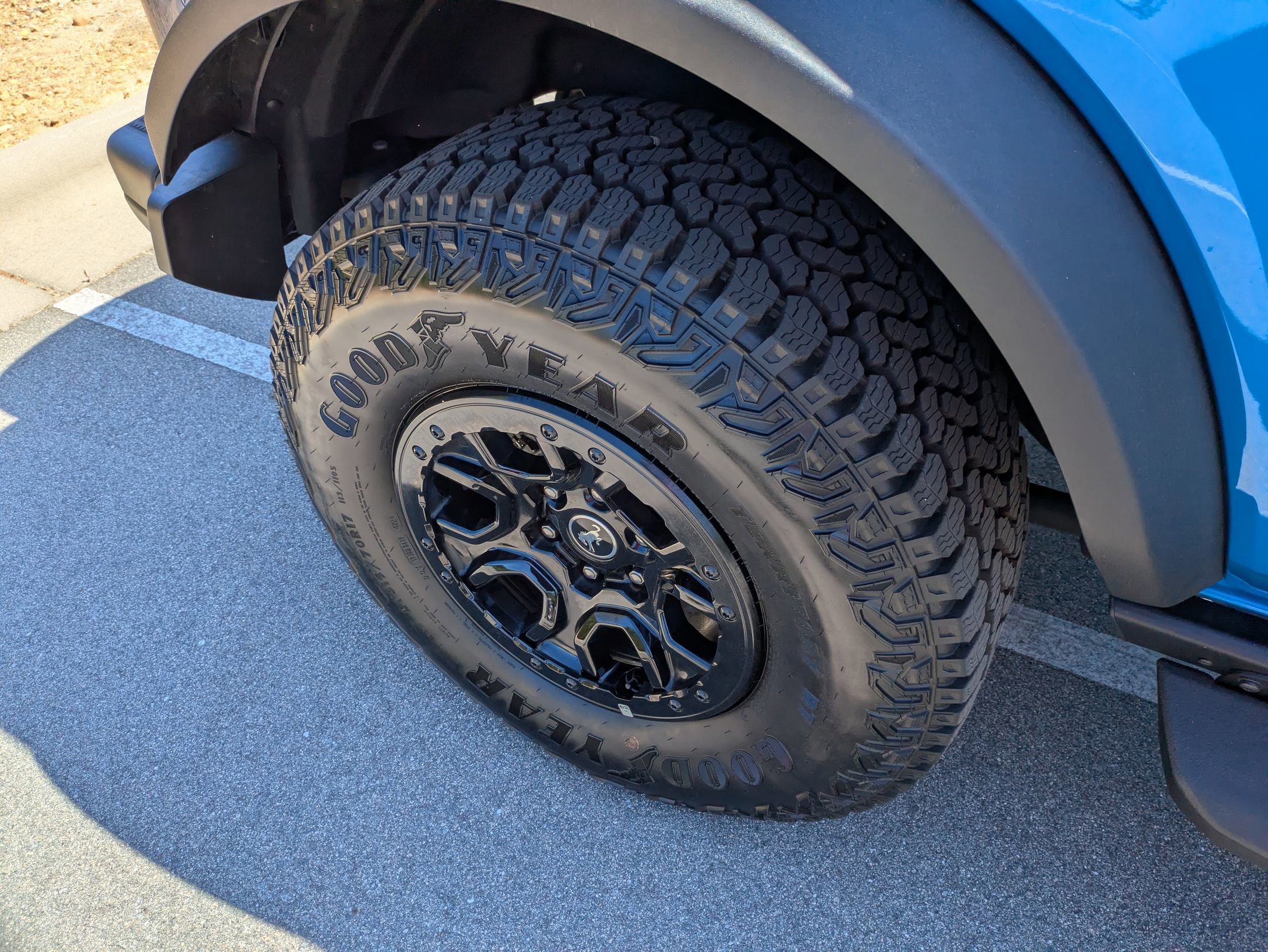 Certified 2025 Ford Bronco Badlands image 36