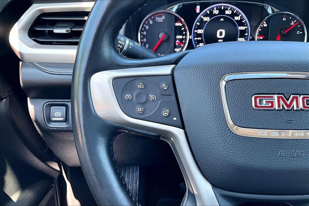 Used 2020 GMC Acadia Denali w/ Technology Package AWD/4WD image 18