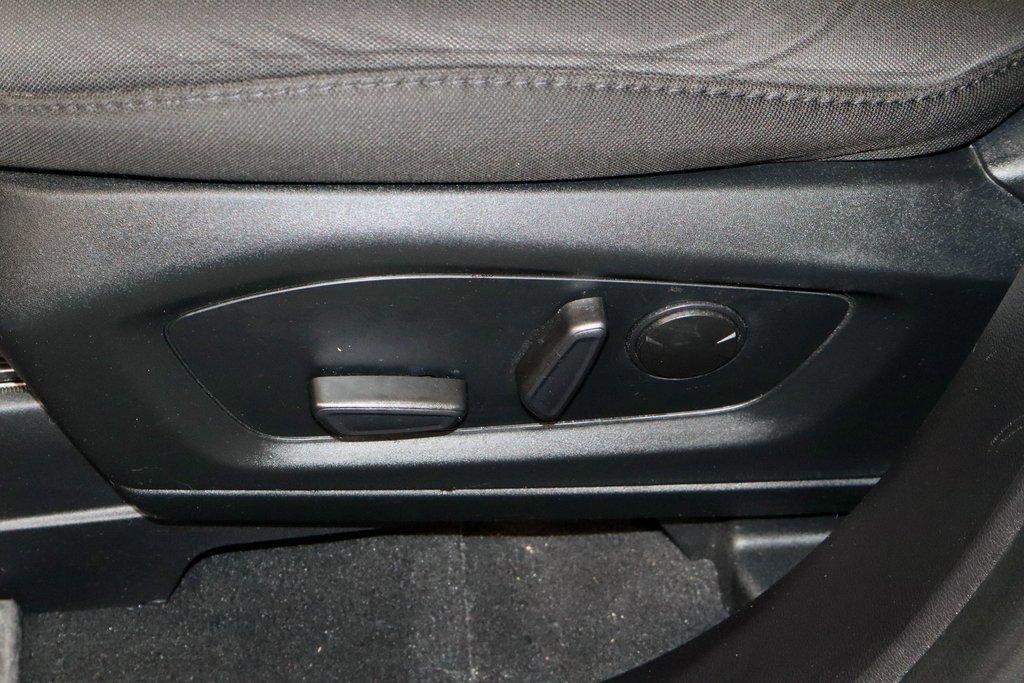 Certified 2022 Ford Explorer XLT image 27