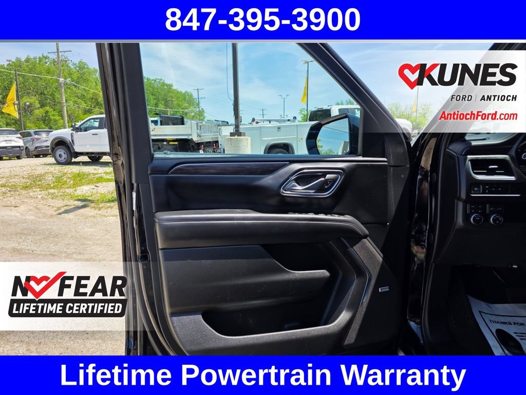 Used 2023 Chevrolet Suburban LT AWD/4WD image 25