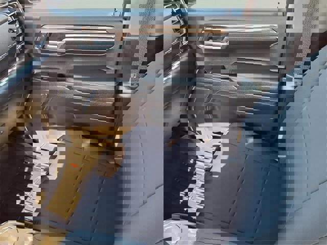 Used 2023 Chevrolet Silverado 1500 LT image 12