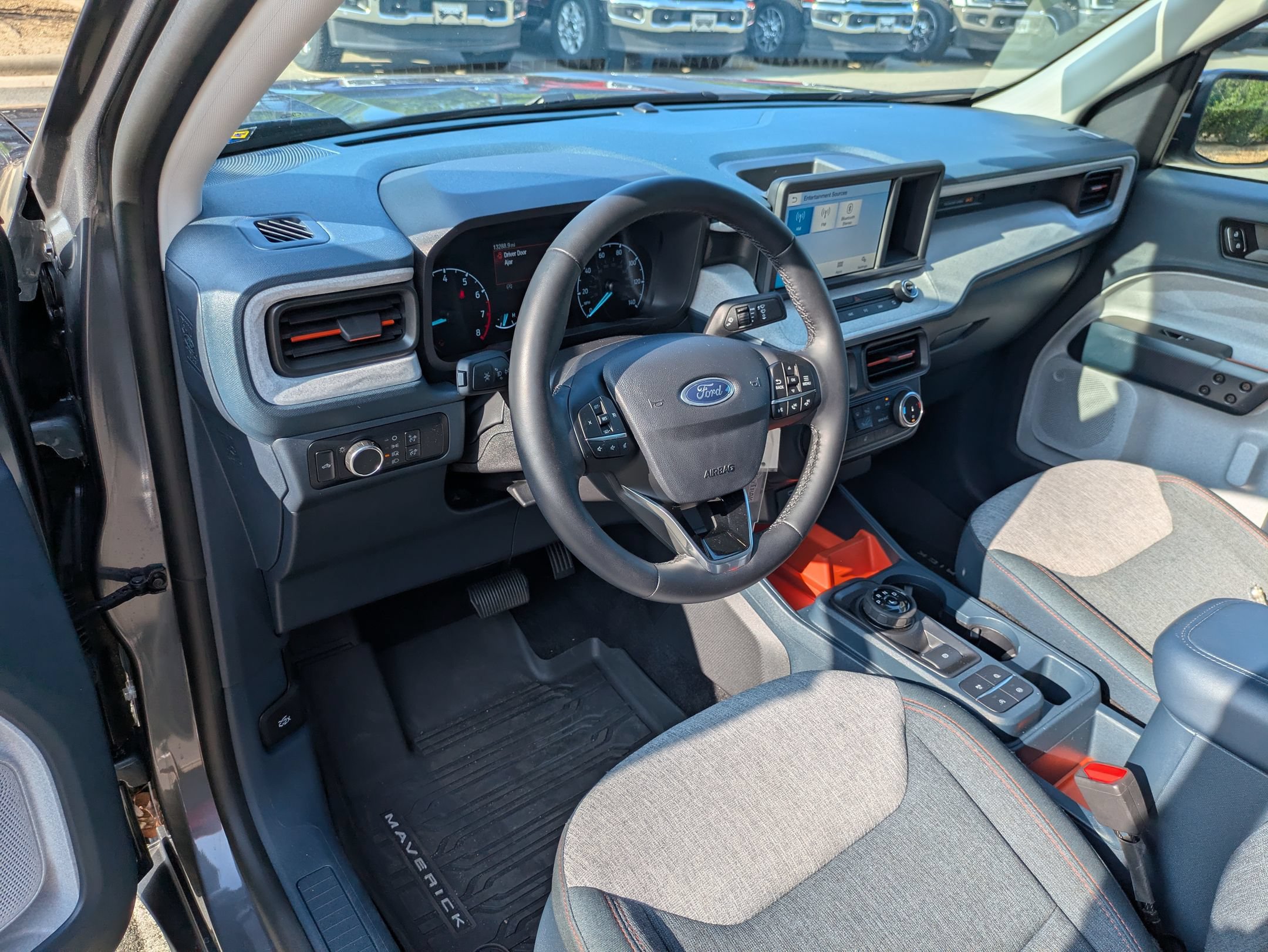 Certified 2024 Ford Maverick XLT w/ XLT Luxury Package FWD image 15