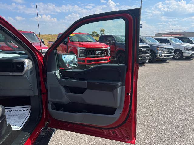 Certified 2022 Ford F150 XLT w/ Equipment Group 302A High image 15