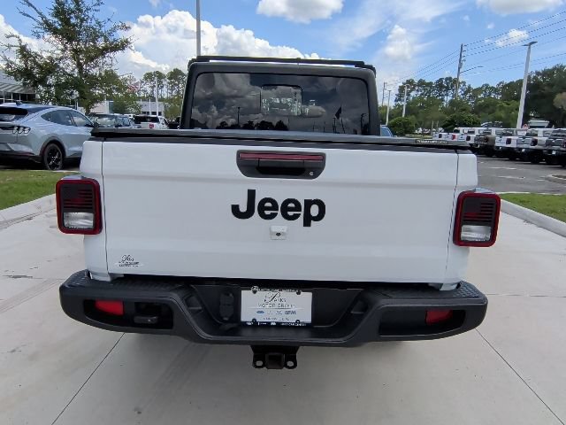 Used 2023 Jeep Gladiator Sport AWD/4WD image 13