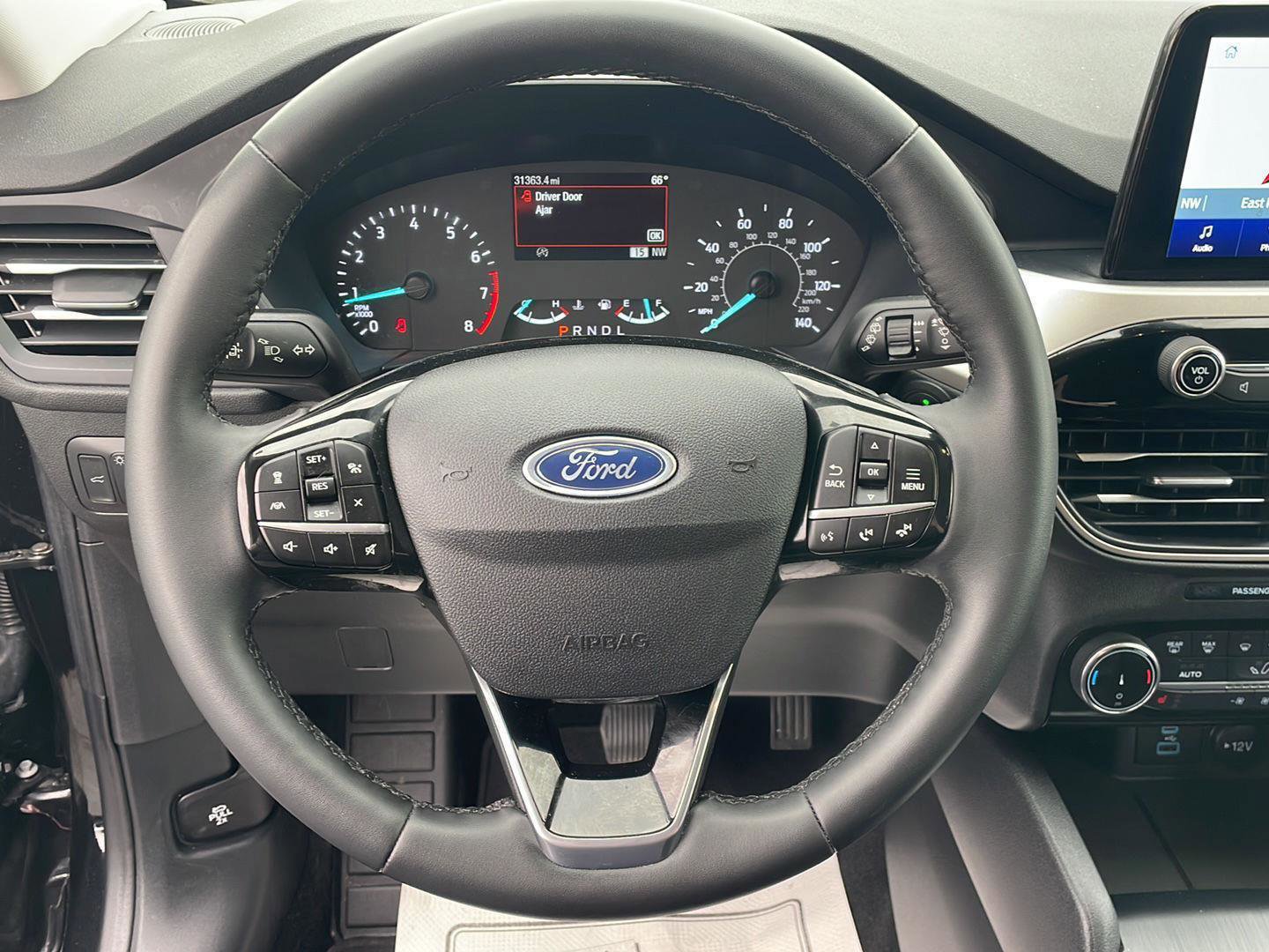 Certified 2022 Ford Escape SEL AWD/4WD image 13