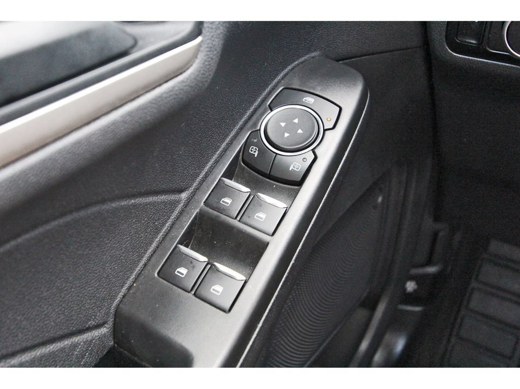 Certified 2022 Ford Escape SE w/ SE Sport Appearance Package FWD image 21