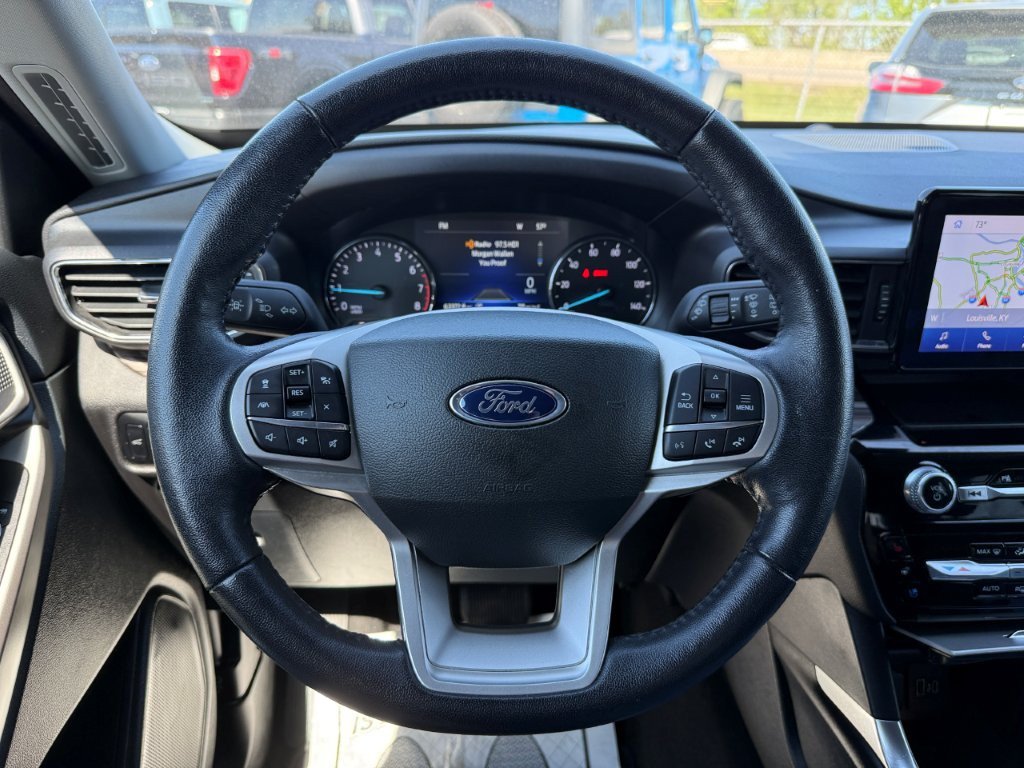 Certified 2023 Ford Explorer Limited AWD/4WD image 42