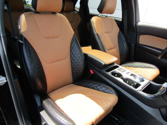 Certified 2023 Ford Edge Titanium w/ Equipment Group 301A AWD/4WD image 11