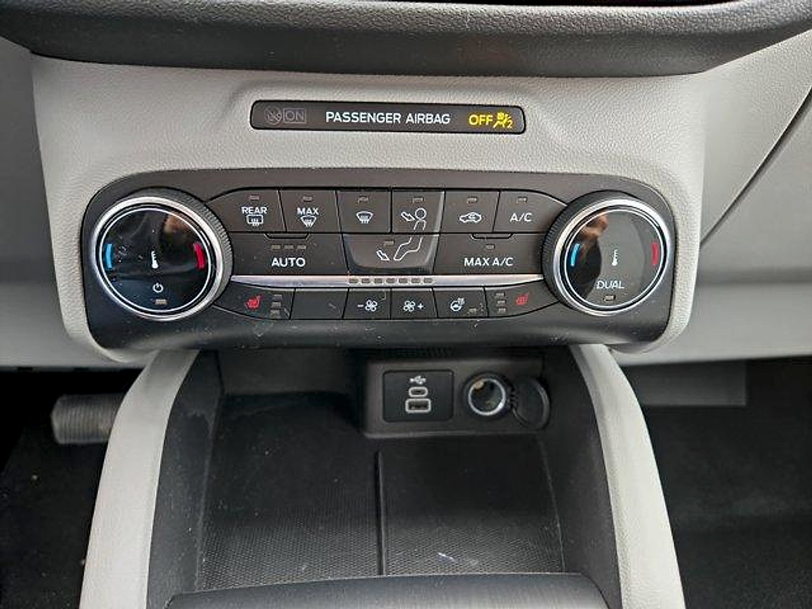 Certified 2024 Ford Escape Active AWD/4WD image 20