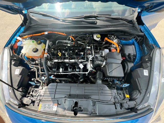 Certified 2020 Ford Escape SE Sport AWD/4WD image 11