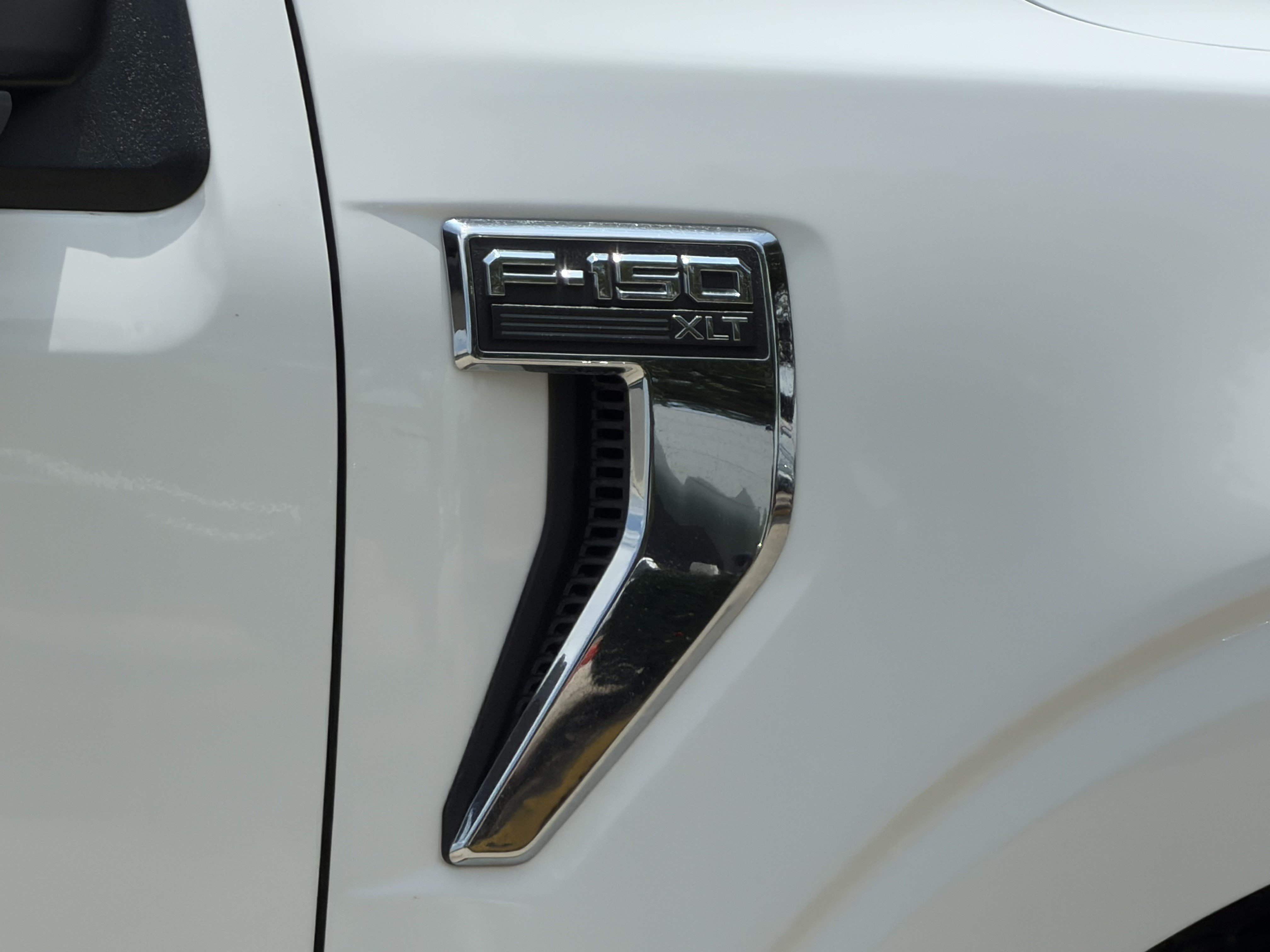 Certified 2025 Ford F150 XLT w/ Equipment Group 301A Standard AWD/4WD image 5