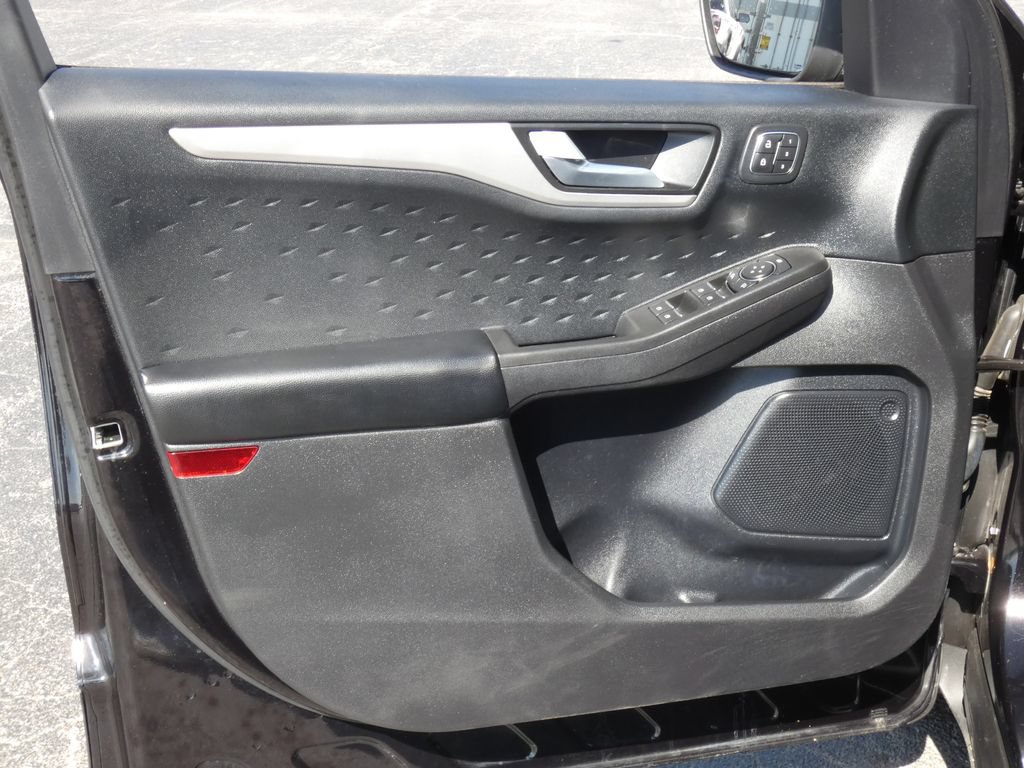 Certified 2020 Ford Escape SEL AWD/4WD image 9