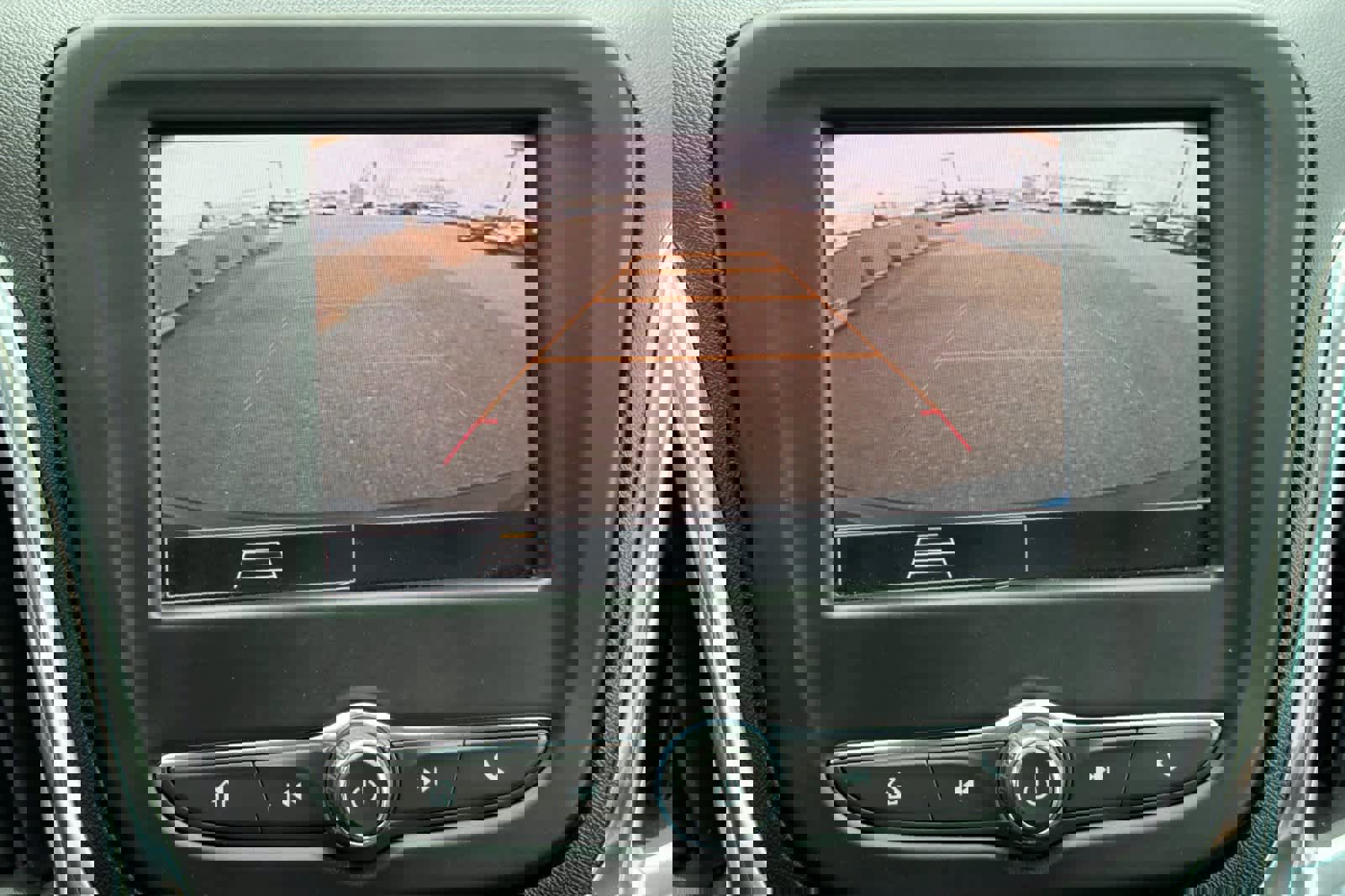 Used 2024 Chevrolet Equinox LT image 19