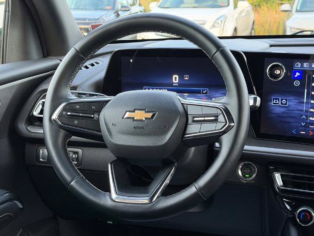 Used 2026 Chevrolet Traverse LT AWD/4WD image 18