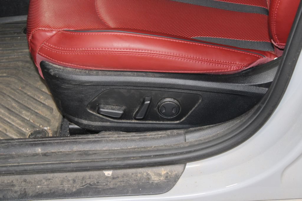 Used 2024 Kia K5 GT-Line w/ GT-Line Premium Package FWD image 15