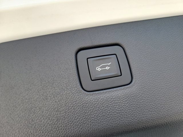 Used 2025 Buick Envista Preferred w/ Convenience I Package FWD image 10