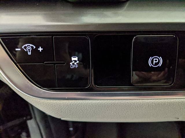 Used 2024 Kia Sportage EX FWD image 13
