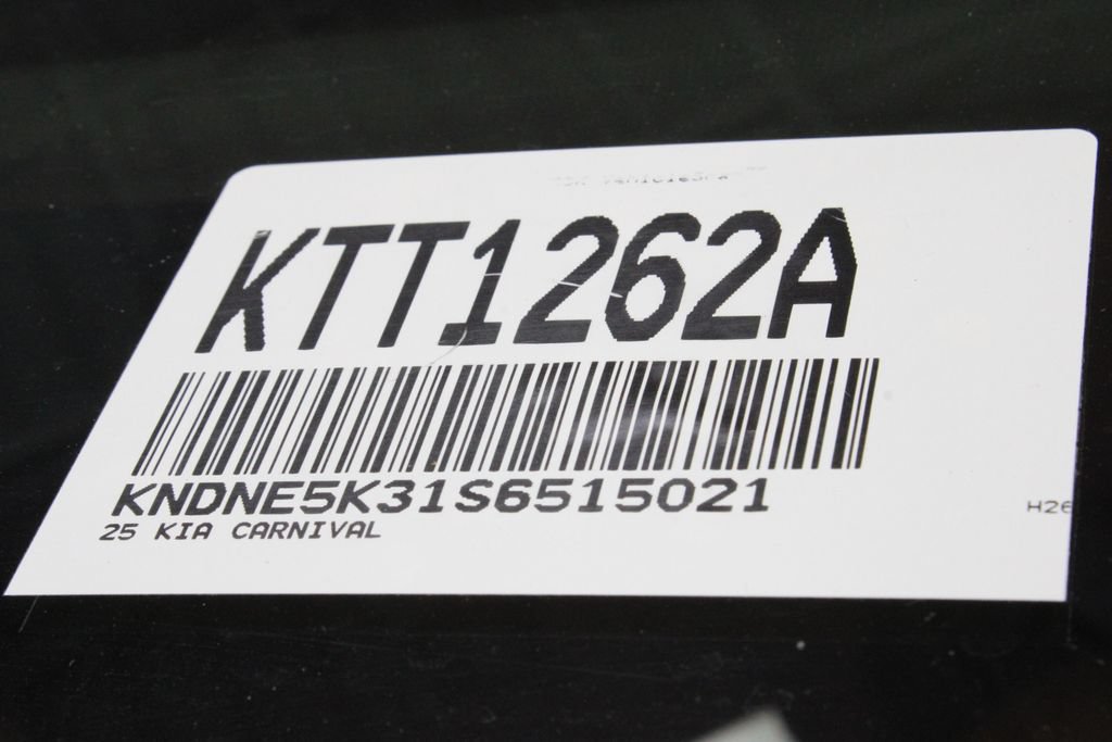 Used 2025 Kia Carnival SX Prestige FWD image 36