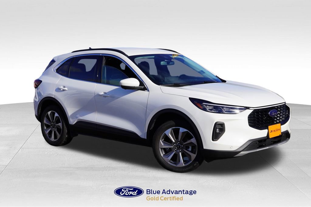 Certified 2025 Ford Escape Platinum w/ Premium Technology Package image 10