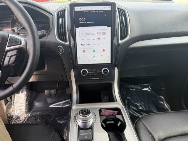 Certified 2023 Ford Edge SEL w/ Convenience Package AWD/4WD image 17