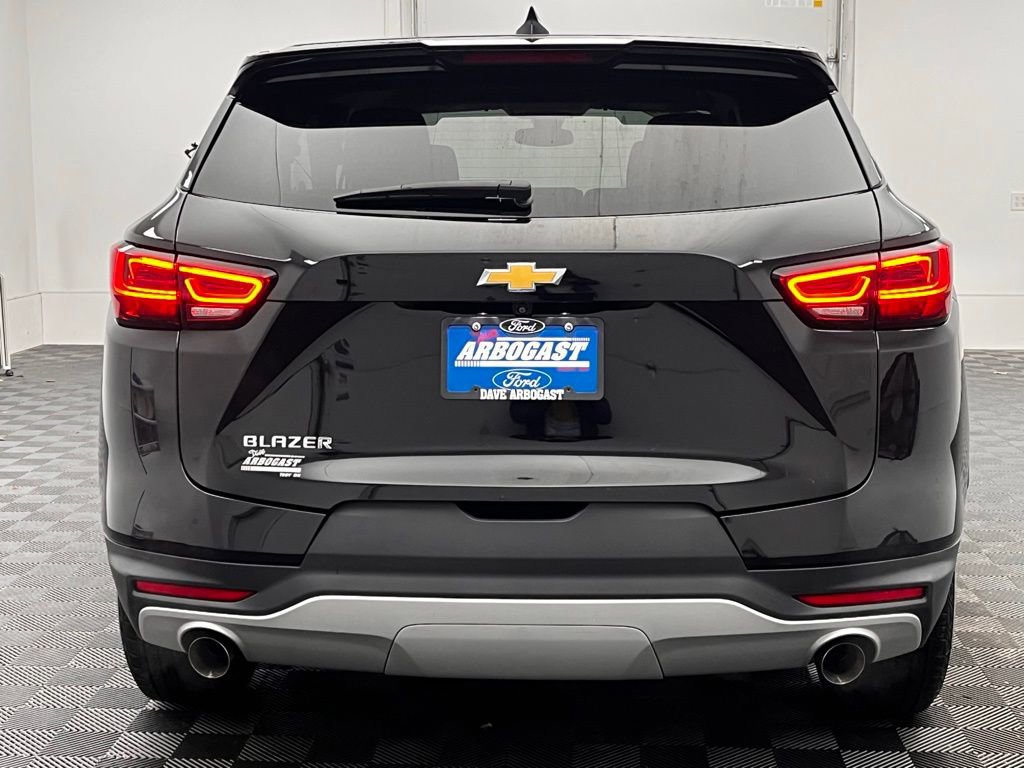 Used 2024 Chevrolet Blazer LT image 4