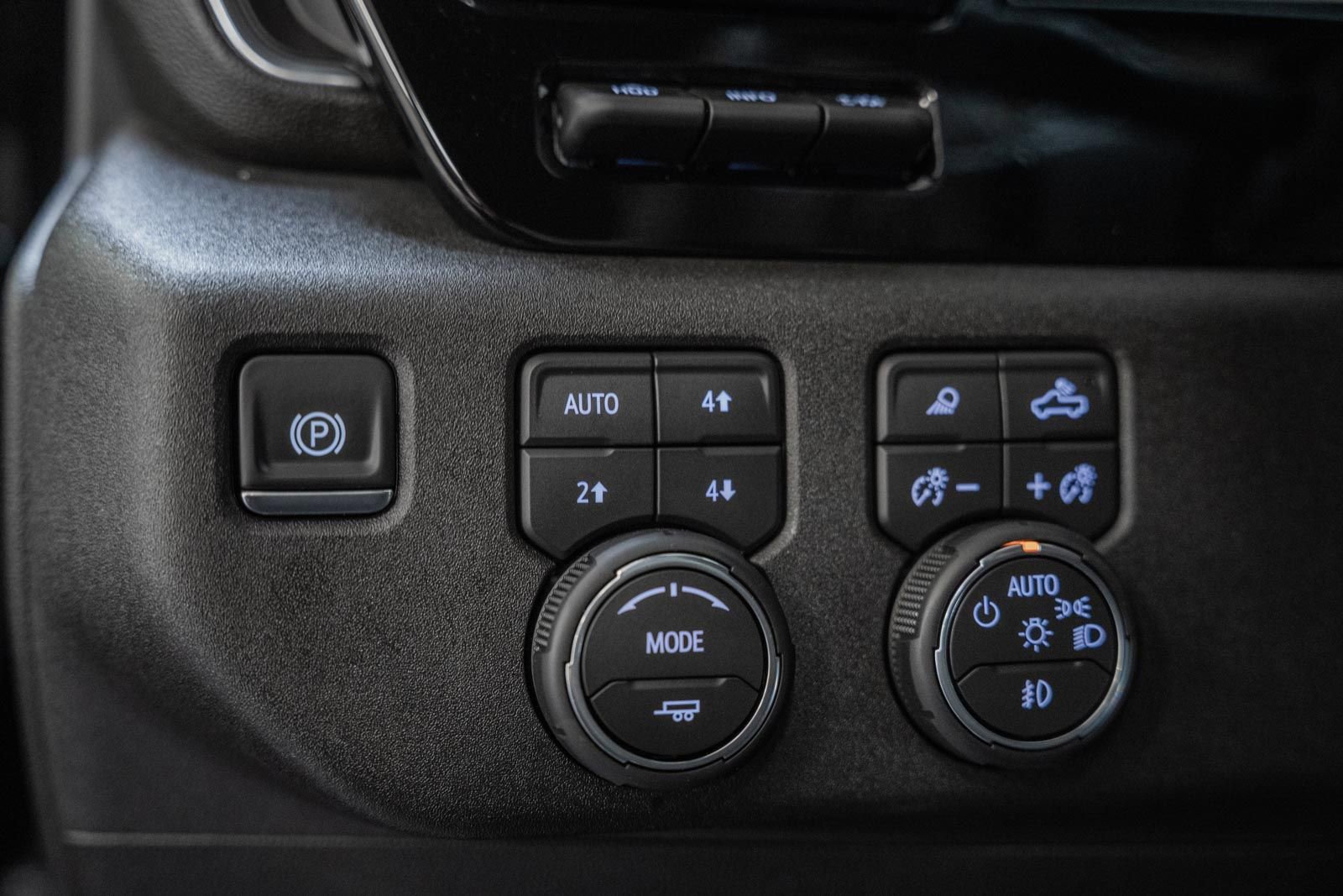 Used 2026 Chevrolet Silverado 1500 High Country w/ Midnight Edition image 54